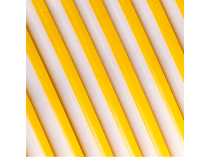 Detailansicht des Polymaker Panchroma PLA Dual Silk Filament in gelb-weißen Farbtönen auf Spule.