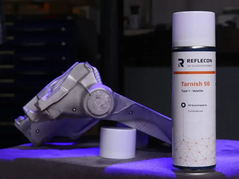 REFLECON Tarnish 50 – Sublimierendes Mattierungsmittel auf Cyclododecan-Basis mit 3D-objekt